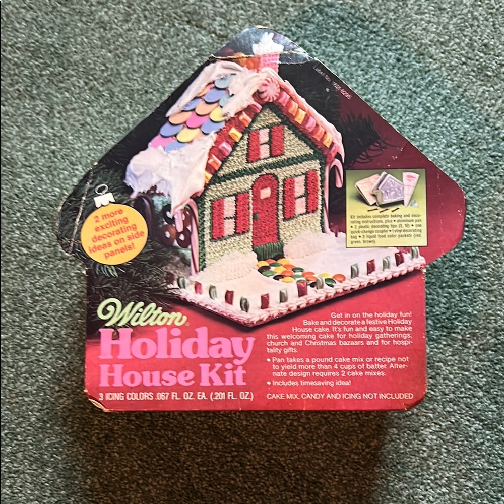 Vintage, 1982, Wilton Holiday House Kit, includes Pan, instructions, label